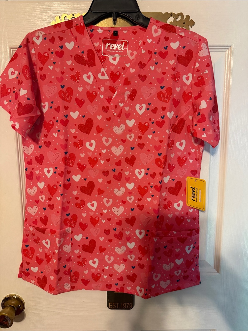 Revel ladies Pink Heart Print Scrub Top with multiple pockets; size: M